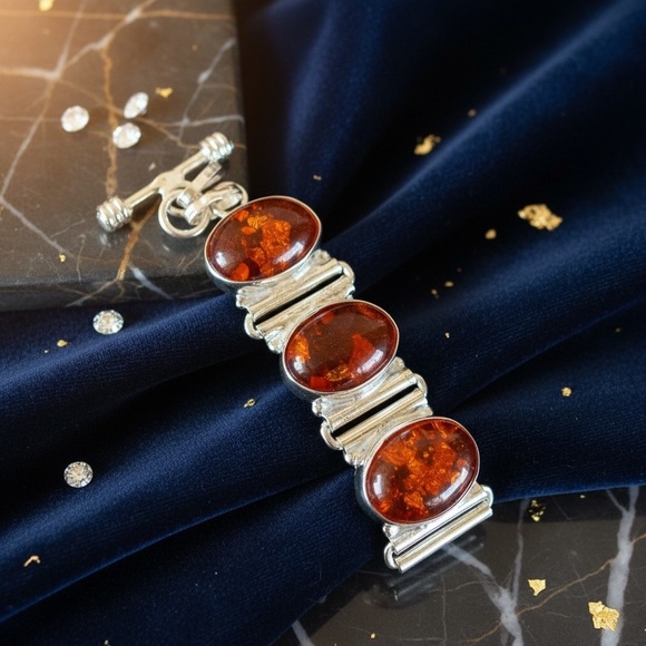 Sterling Jewelry - Sterling Silver Amber bracelet​